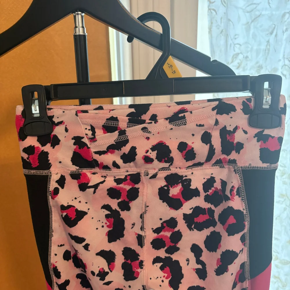 Justice Girls Leggings Activewear Pink Black Leopard Animal Print Size 10 Sporty